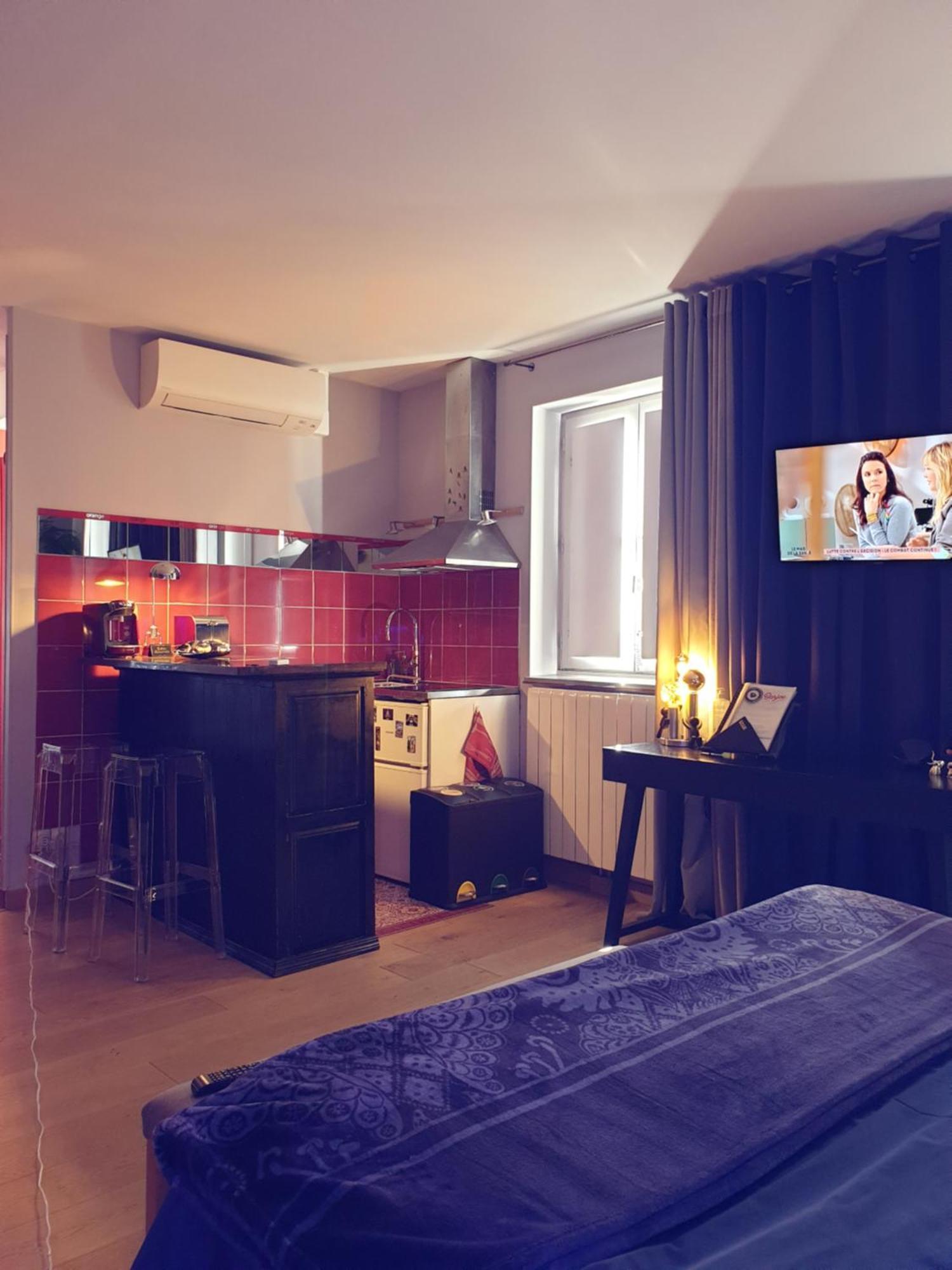 Studio Non Fumeur 38M2 Calme, Confort, Ascenseur Безье Экстерьер фото